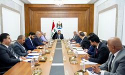 رئيس الوزراء يترأس اجتماعاً خاصاً بمتابعة الإجراءات الخاصة بأتمتة العمل في الهيأة العامة للكمارك